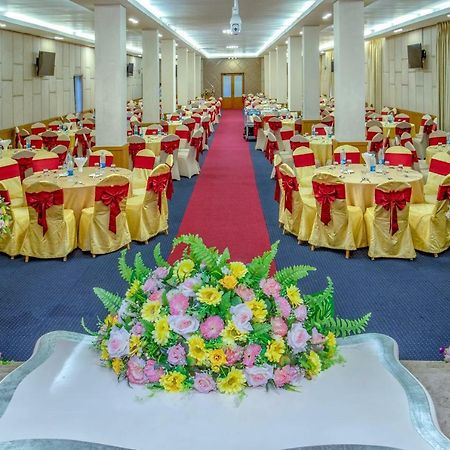 Ngwe Moe Hotel Mawlamyine Kültér fotó