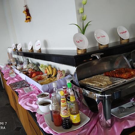 Ngwe Moe Hotel Mawlamyine Kültér fotó