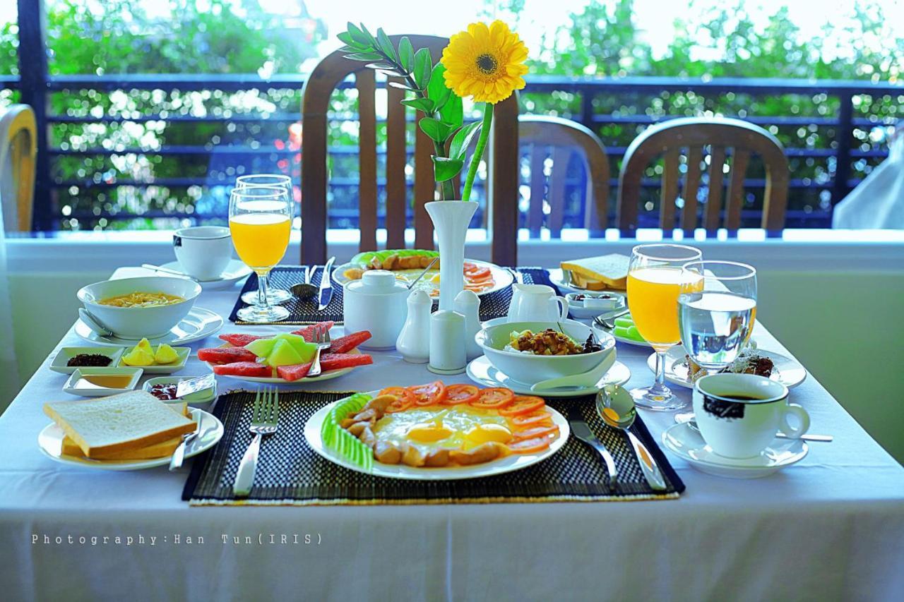 Ngwe Moe Hotel Mawlamyine Kültér fotó