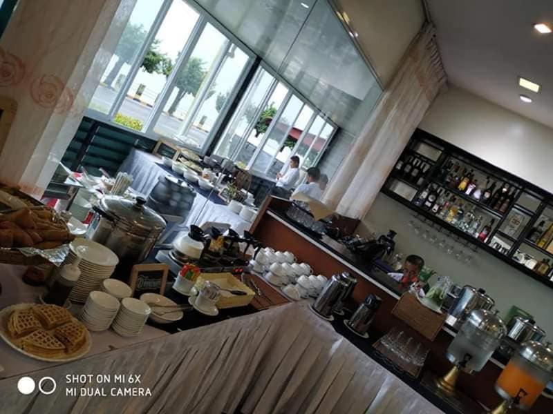 Ngwe Moe Hotel Mawlamyine Kültér fotó